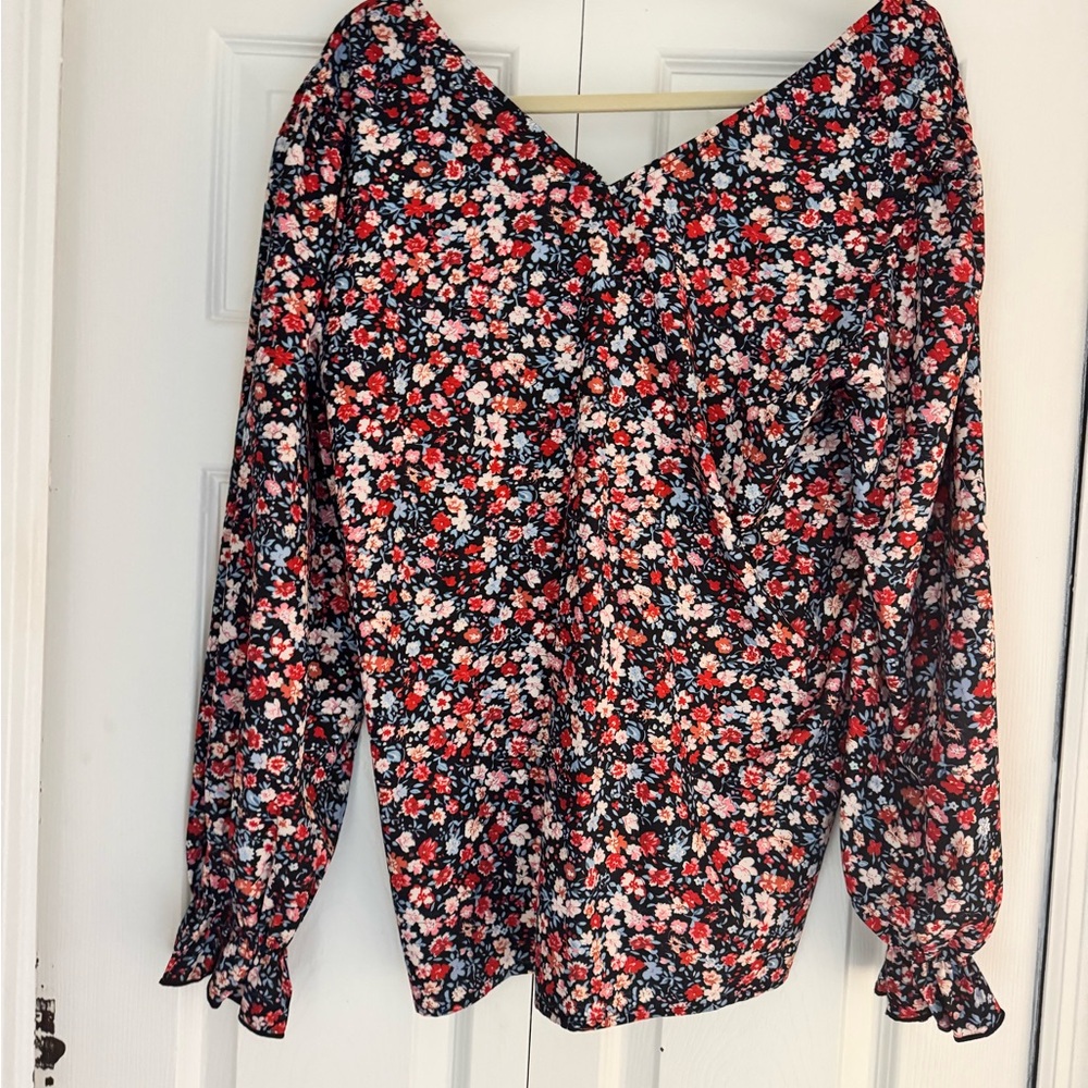 Floral V-Neck Women's Top large